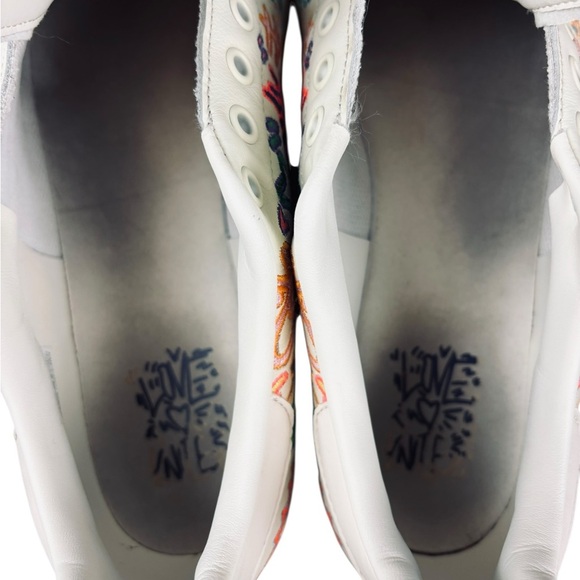 Adidas Stan Smith x Love Unites Pride Sneakers – Sz 10.5 (Men’s) - Picture 7 of 11